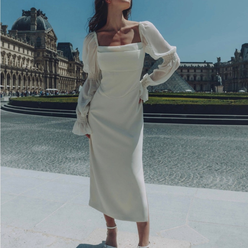 Lichi Blouson-Sleeve Bodycon Midi Dress